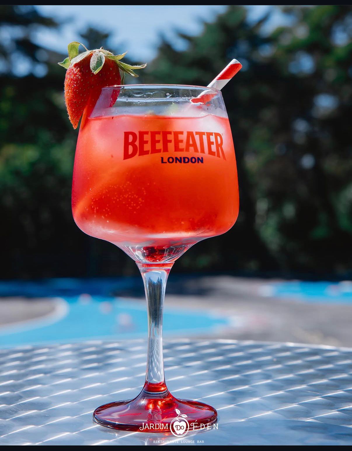 Gin Beefeater com morango